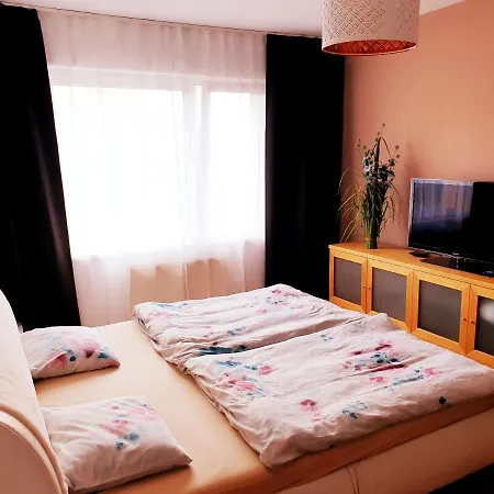 Terminal, Self Check-in 24 H, Free Parking *