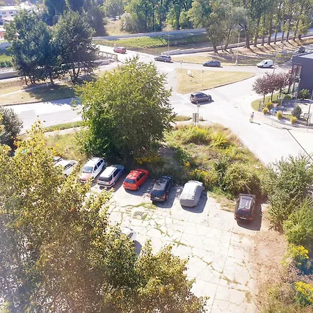 Terminal, Self Check-in 24 H, Free Parking *