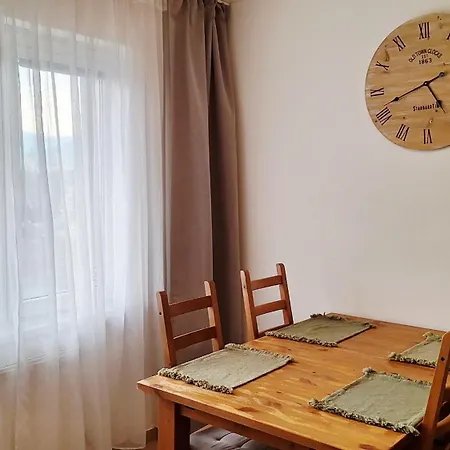 Terminal, Self Check-in 24 H, Free Parking Appartement Banská Bystrica