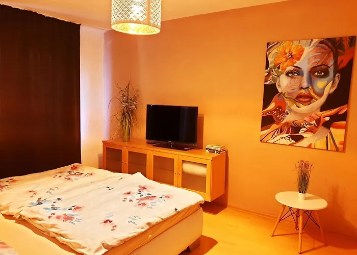 Terminal, Self Check-in 24 H, Free Parking